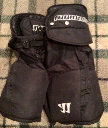Warrior Junior large black Hitman hockey pants