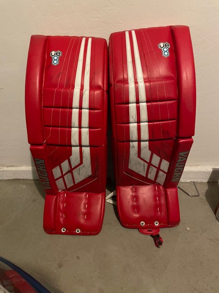34" Vaughn VE8 XFP Goalie Leg Pads