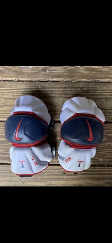 Taft Nike Arm Pads