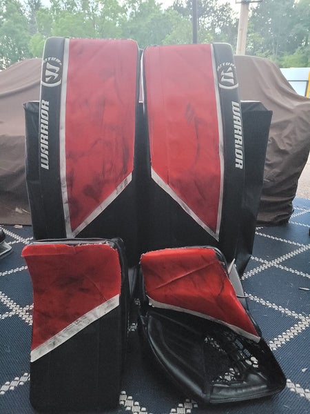 Used 34" Warrior Regular Ritual G4 Goalie Full Set