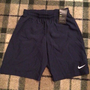 Nike NEW Men’s navy blue Dri Fit soccer Medium training shorts 9 1/2 inseam long