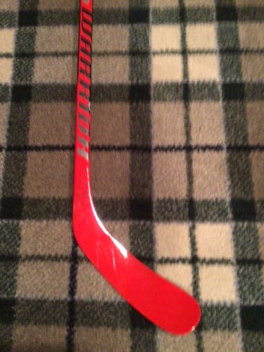 Warrior new old stock Left Dynasty HD4 grip red Grey W03 Henrique 50 flex hockey stick