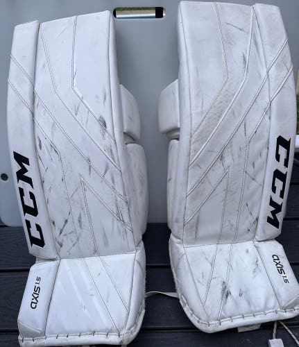 28" CCM  Axis 1.5 Goalie Leg Pads