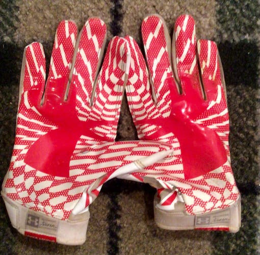 Under Armour red football gloves Medium