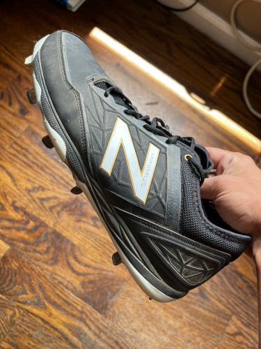 New Balance Metal Baseball Cleats