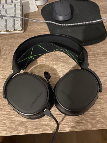 Steel Series Arctis 9x Headset