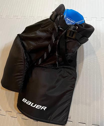 Junior Used Medium Bauer MS1 Hockey Pants