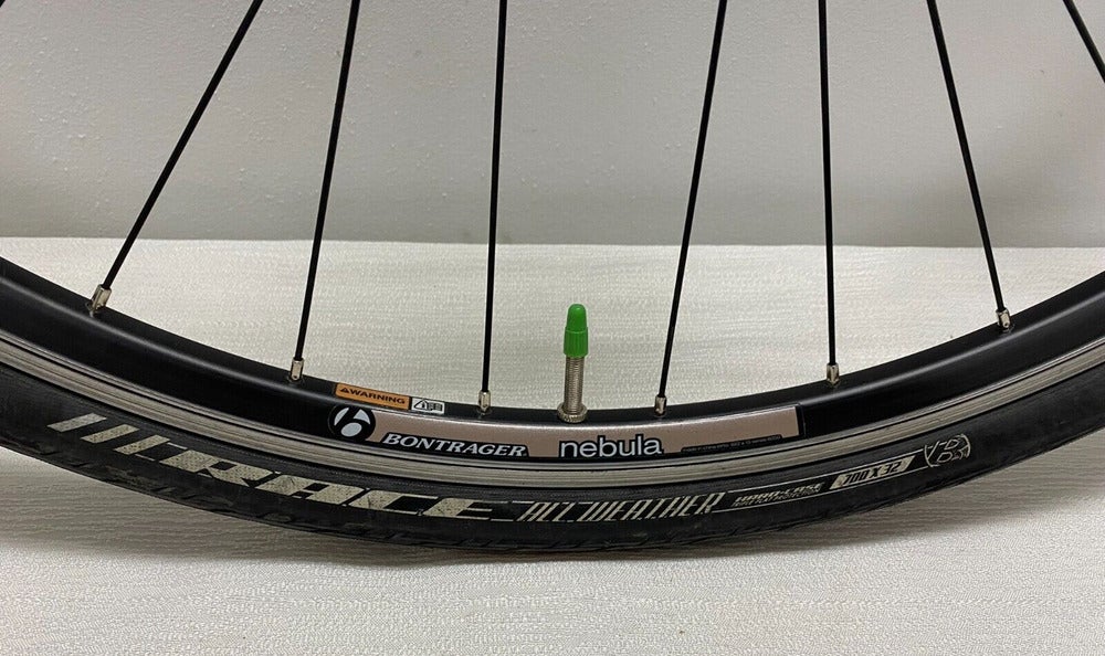 Rear Wheel Shimano RM30 Hub + Race Tire 