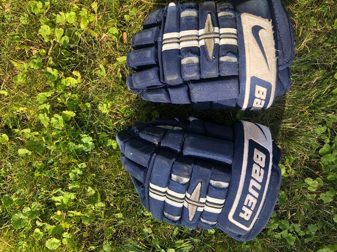 Nike 12" Gloves