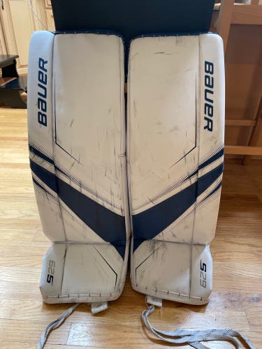 32" Bauer  Supreme S29 Goalie Leg Pads White/Blue, Int L