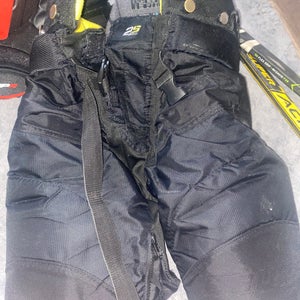 Junior Medium Bauer  Supreme 2s Pro Hockey Pants
