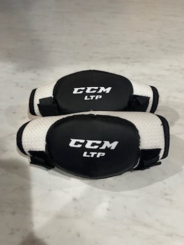 Used Medium CCM LTP Elbow Pads