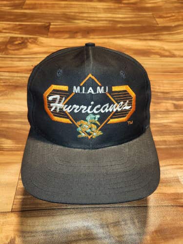 Vintage Miami Hurricanes NCAA Sports Hat Top Of The World Vtg Cap Snapback