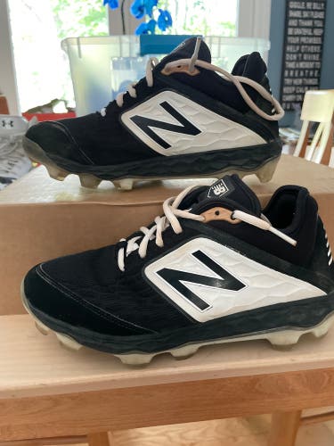 New Balance Baseball Cleats