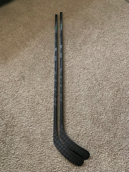 Senior Right Handed P29 Ribcor Trigger 6 Hockey Stick Set Of 2