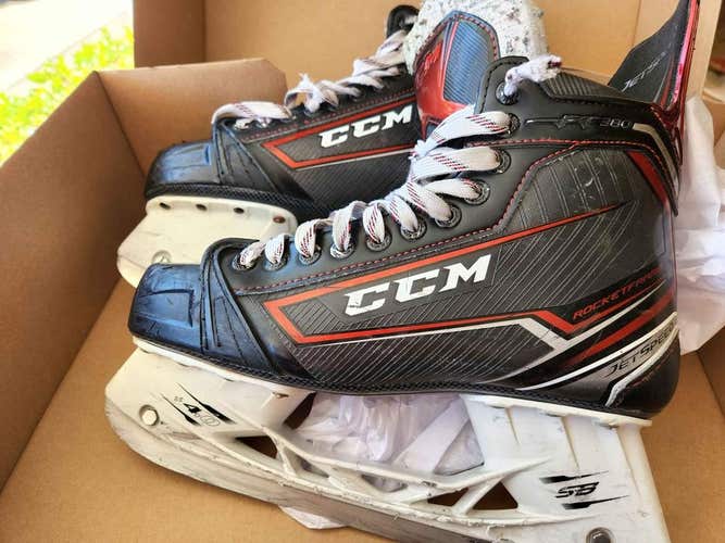 Senior Used CCM JetSpeed FT380 Hockey Skates Regular Width Size 9