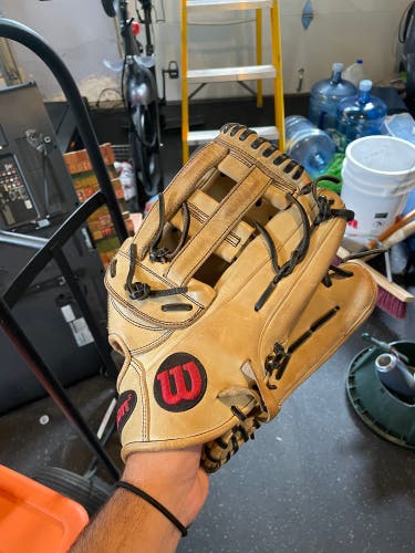 Used Right Hand Throw 12.75" Baseball Glove