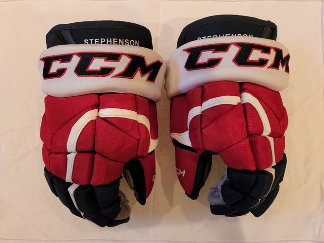 Washington Capitals - Chandler Stephenson CCM HG12 Gloves 13" Pro Stock