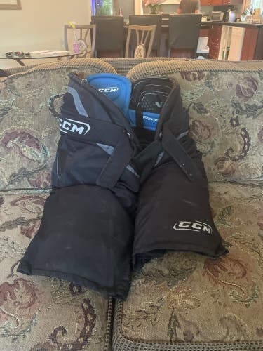 Senior Medium CCM Hockey Pants