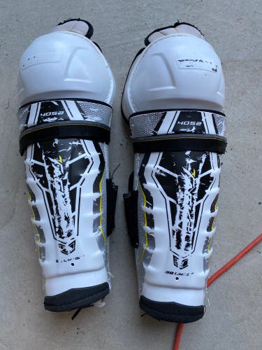 CCM Tack 4052 15” Shin Guards