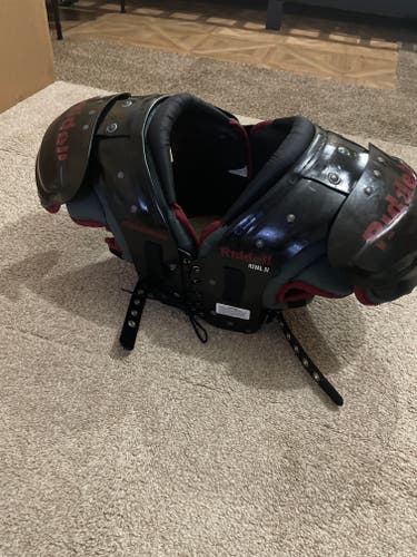 Riddell Rival JV Shoulder Pads