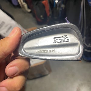 Golf club KZG iron 7 in left Handed