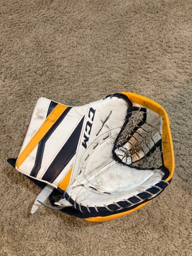 CCM Extreme Flex III Pro Practice Glove