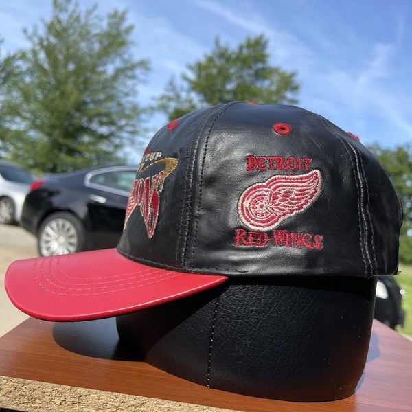 DETROIT RED WINGS VINTAGE 1998 STANLEY CUP CHAMPS STARTER ADULT HAT - Bucks  County Baseball Co.