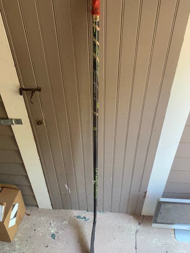 Senior Right Handed  RibCor Reckoner Hockey Stick