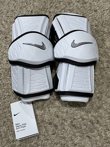 New Medium Nike Vapor Elite Arm Pads