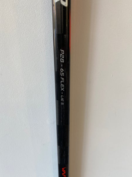 Bauer Right Handed Vapor FlyLite Hockey Stick P28 65 Flex