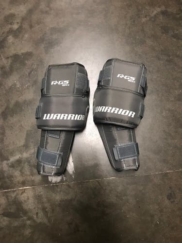 New Warrior R/G5 Knee Guards