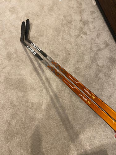 (2-PACK) Bauer Vapor Hyperlite, Flex: 82, Curve: P92 Right, Pro Stock Hockey Stick