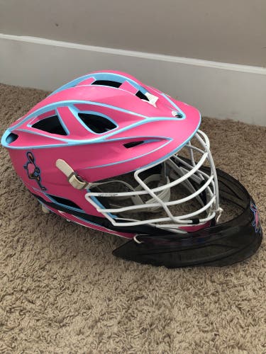 Twisted Flamingos Goalie Cascade S Helmet W/ Throat Guards