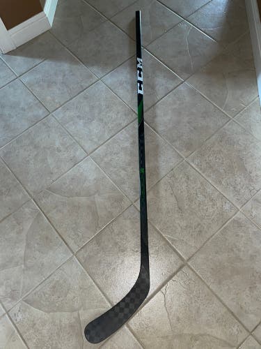 Senior Right Handed Mid Pattern Pro Stock RibCor Trigger 4 Pro Hockey Stick