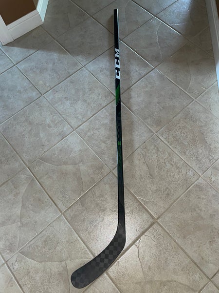 Senior Right Handed Mid Pattern Pro Stock RibCor Trigger 4 Pro Hockey Stick
