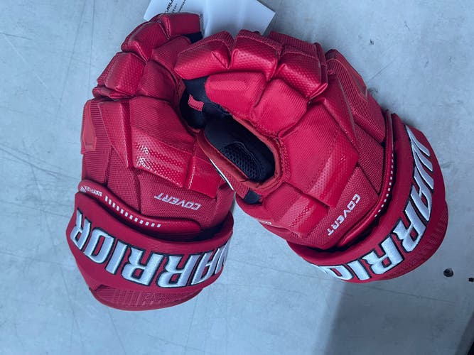 New Warrior Covert QRE4 13" Player Gloves