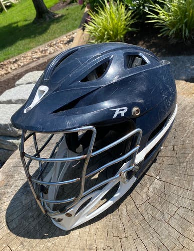Player's Cascade R Helmet