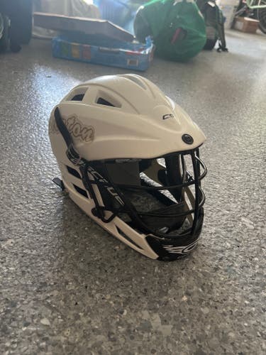 Used Player's Cascade Cs Helmet