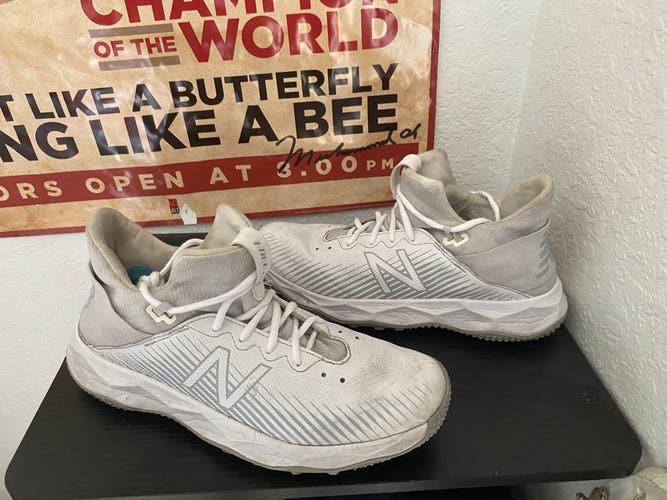 White New Balance Freeze 2.0 Turfs Size 9