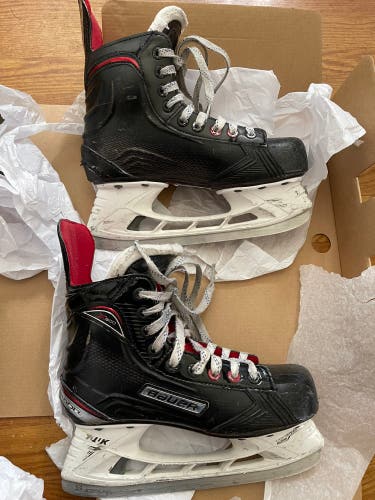 Used Bauer Vapor X600 Regular Size 5 Hockey Skates