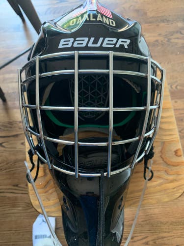 Senior Used Bauer NME 4 Goalie Mask