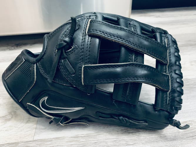 Right Hand Throw 12.75" N1 Elite Baseball Glove