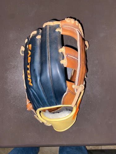 Infield 11.75" AB2 Baseball Glove