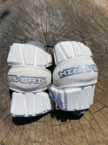 New Maverick Max Arm Guard Large