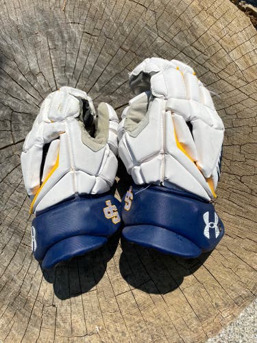 St. Paul’s Used Player's Under Armour 13" Engage 2 Lacrosse Gloves