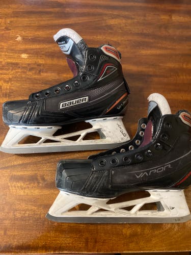 Used Bauer Regular Width Size 5 Vapor X700 Hockey Skates