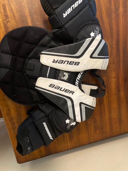 Used Large Bauer Prodigy Goalie Chest Protector