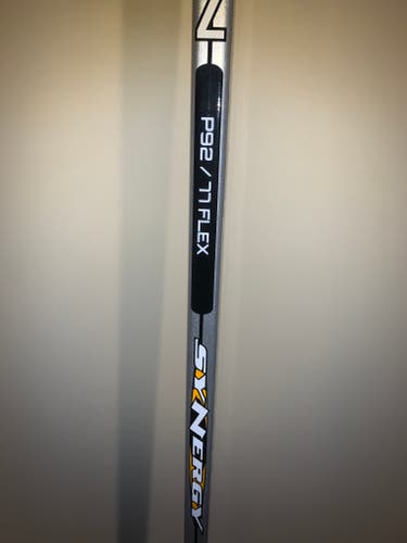 BAUER EASTON SYNERGY HOCKEY STICK REMAKE RH P92