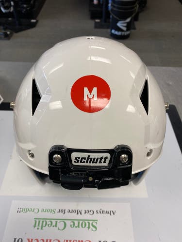 New Medium Schutt Vengeance A11 Helmet